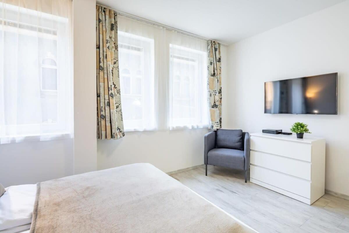 Convenient 2-Room Central Apartment Budapest Ngoại thất bức ảnh