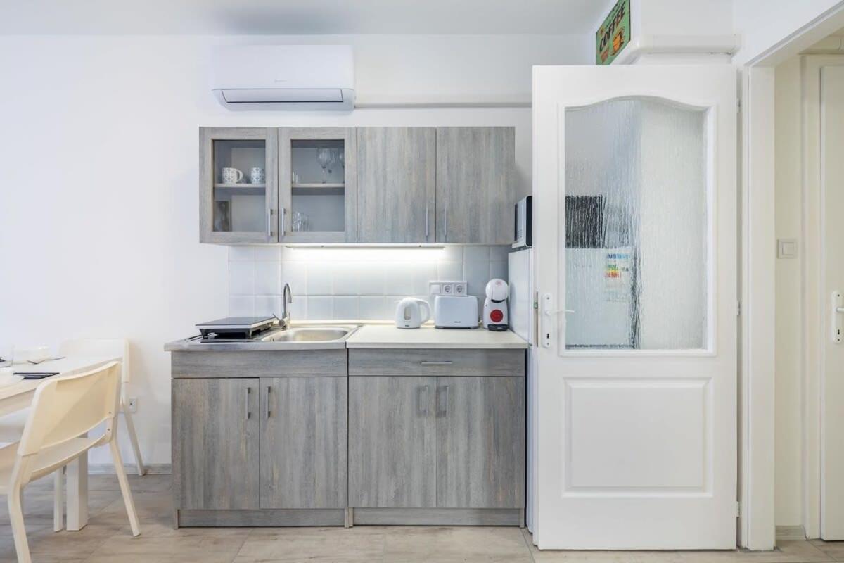 Convenient 2-Room Central Apartment Budapest Ngoại thất bức ảnh