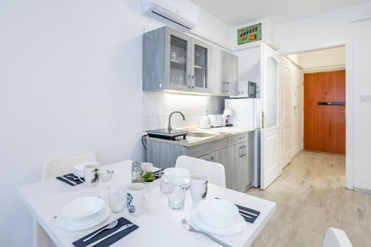 Convenient 2-Room Central Apartment Budapest Ngoại thất bức ảnh